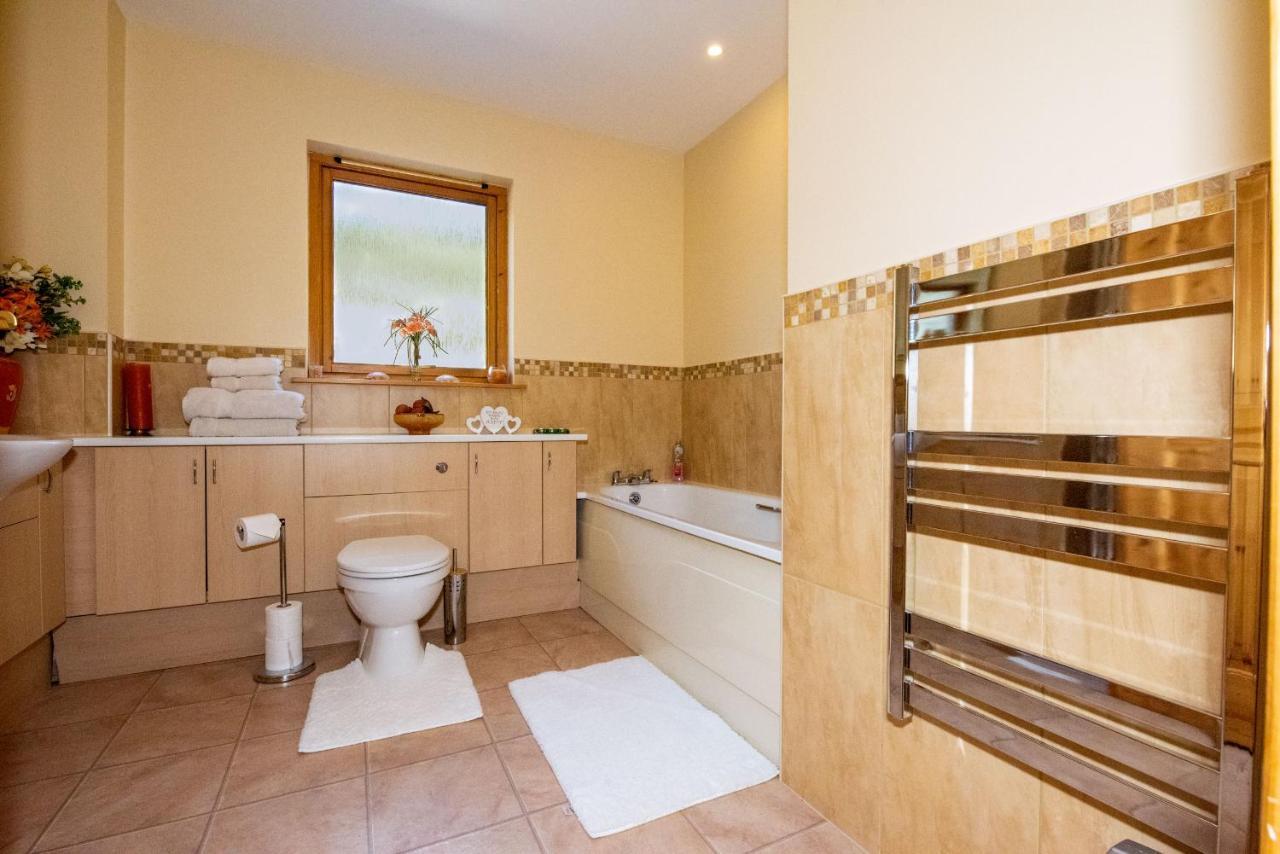 Tigh An Each B&B & Laggan Glamping ニュートンモア エクステリア 写真